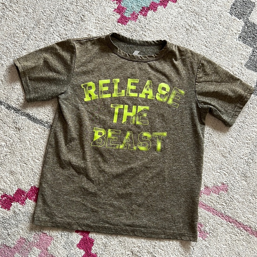 The Children’s Place Quick Dry Athletic Top Size Medium 7/8